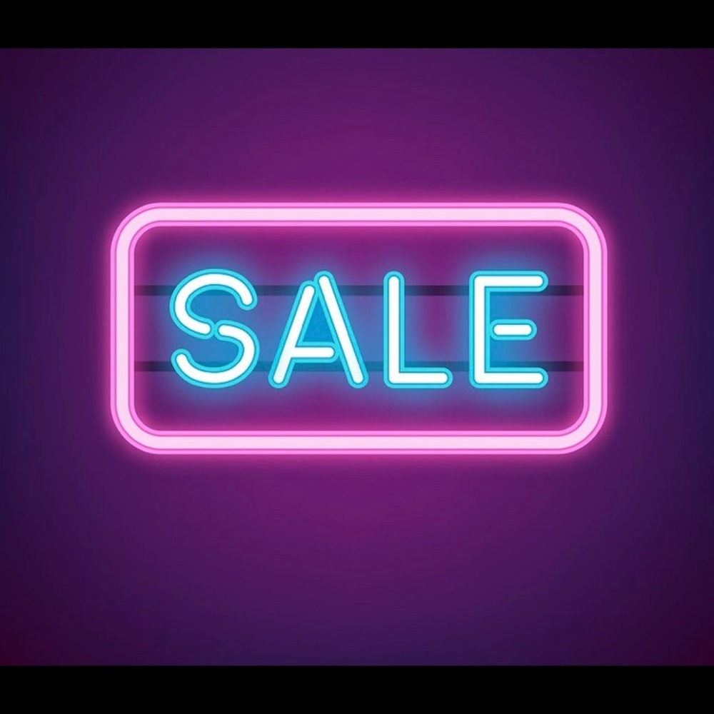 EVERYTHING MUST GO - BIG CLOSET CLEANOUT!